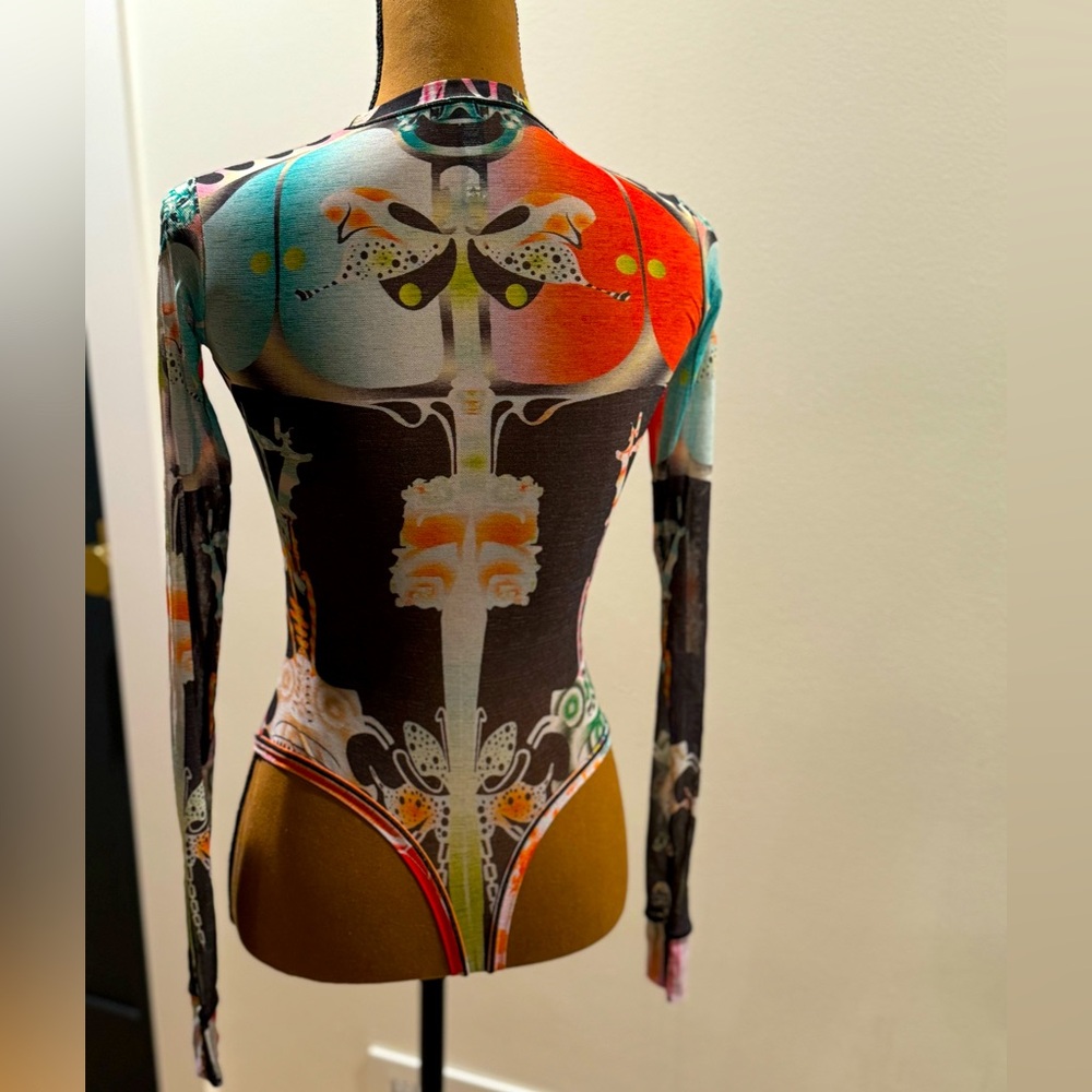 Skims Summer Mesh Thong Bodysuit - Picture 2 of 3